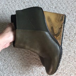 United Nude Gold Mirrored Chelsea Wesges